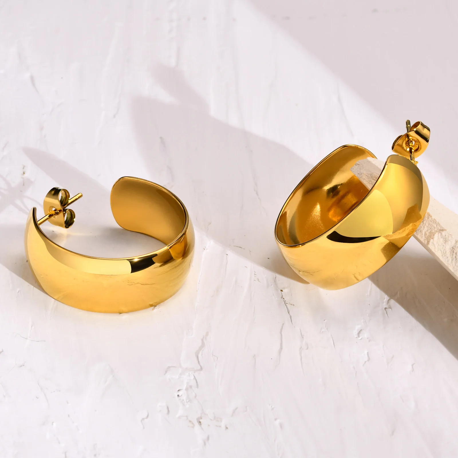 Масивна обеца във формата на половин обръч, проста метална обеца от неръждаема стомана за всеки ден, мода декорация